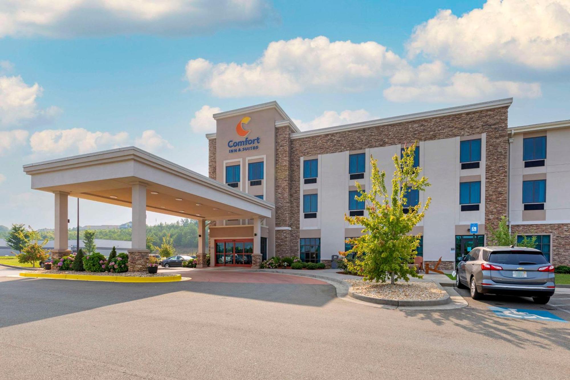 Comfort Inn & Suites East Ellijay Exterior foto
